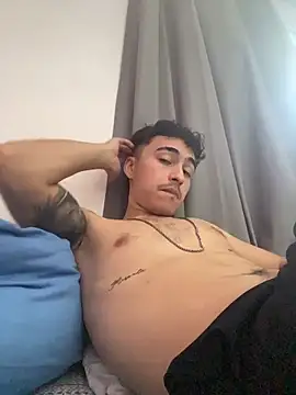 vanilla Kush online show from April 4, 6:05 pm