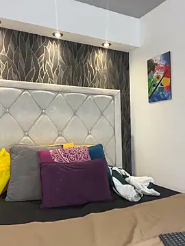 Dominik Souza online show from February 2, 12:57 pm