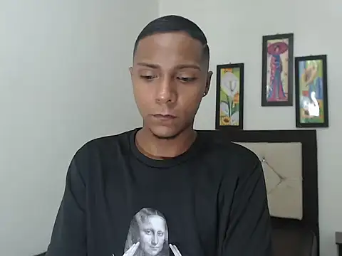 hotboyluxe online show from February 17, 3:27 am