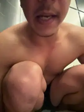 tonyxx000 online show from March 2, 7:10 pm