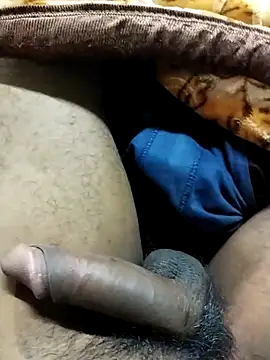 sudip999999 online show from February 26, 2:35 am