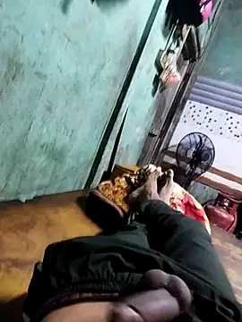 sudip999999 online show from February 2, 6:38 pm