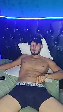 junior men22 online show from February 13, 1:05 pm