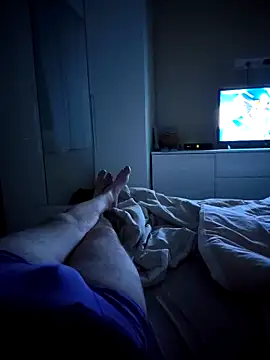 latya111 online show from February 4, 8:37 pm