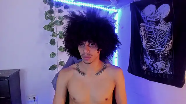 Aaron Hopper online show from February 25, 1:23 pm