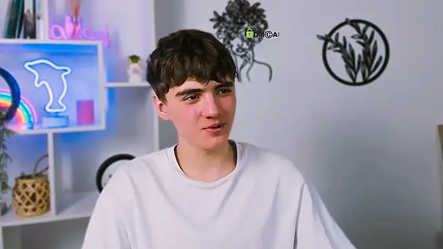 emil lucky online show from February 23, 12:29 pm