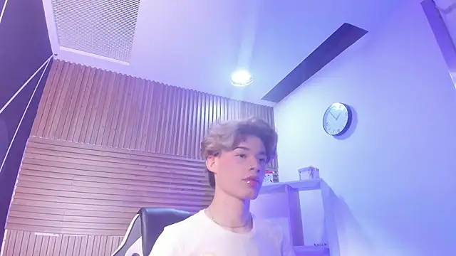 AngelDoll 1 online show from February 11, 9:53 pm