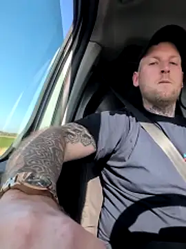 dave32000 online show from March 4, 11:39 am