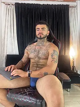 Benjii Carter1 online show from March 4, 4:30 am