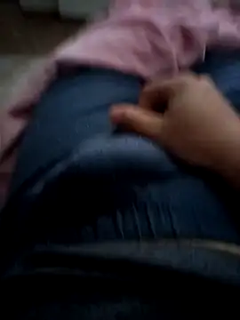 andrepix995 online show from March 1, 7:52 am