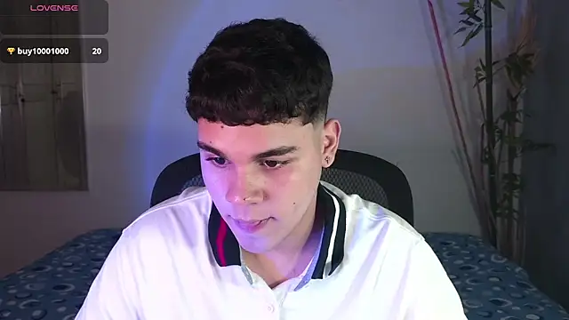 eithan jonnes online show from February 26, 10:55 pm