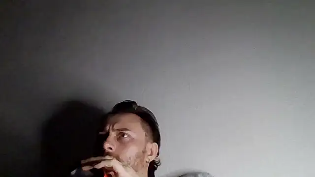 Tallhungandcloudy online show from March 16, 6:39 am