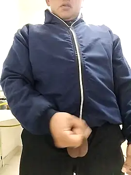 Hachi28 online show from April 17, 1:30 am