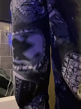 freaknine69 online show from February 23, 6:04 am