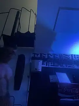 pieles online show from March 3, 8:11 am