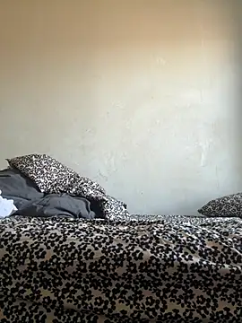 LongBrownDagger online show from March 29, 7:03 pm