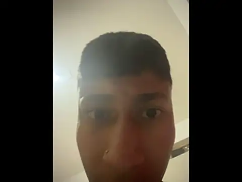 glopetitooo online show from February 17, 9:30 am