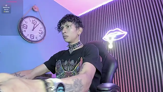 Maximoking26 online show from March 9, 4:17 am