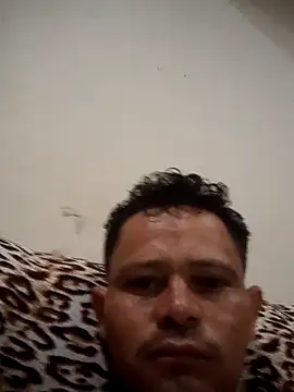 euchapo99 online show from April 3, 10:56 am