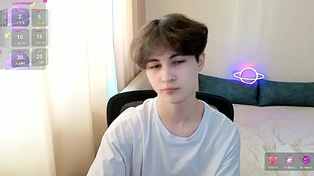  LukaHayes  online show from March 23, 12:33 pm