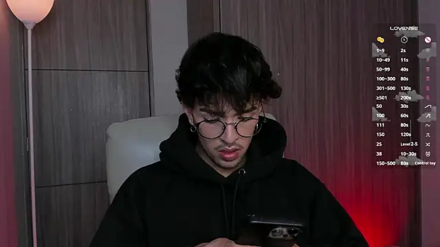 sr sprinkles online show from February 21, 11:06 pm