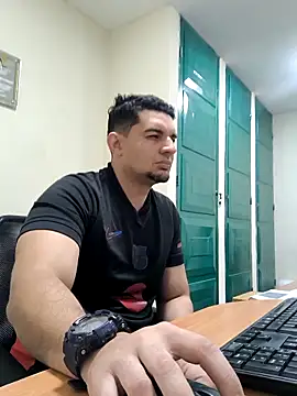 Jaramill07 online show from February 28, 11:42 am