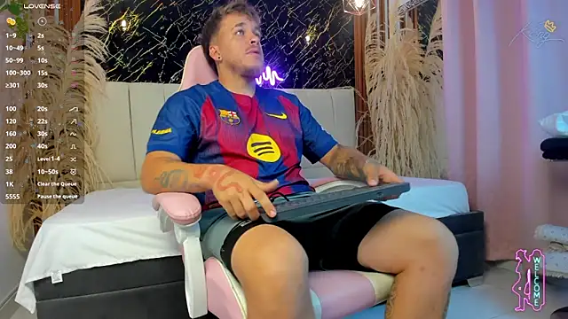 keane lee  online show from April 4, 12:24 pm