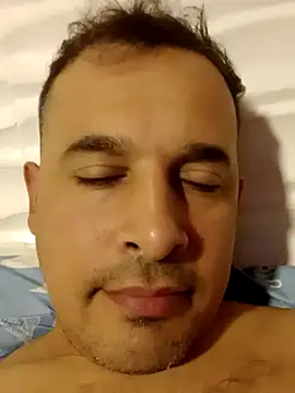 Ezehombre online show from April 23, 3:58 pm