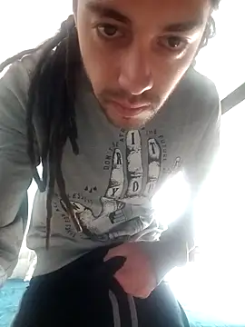 Rodrigotavares13579 online show from March 3, 2:24 pm