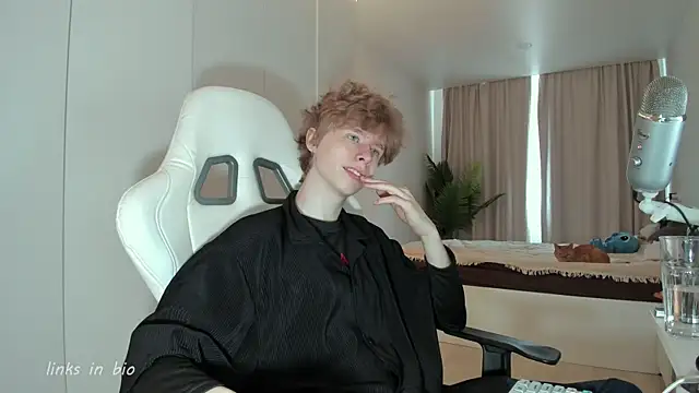 Wawesuc online show from April 16, 6:02 am