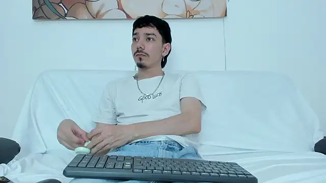 finn jackson online show from March 18, 8:12 pm