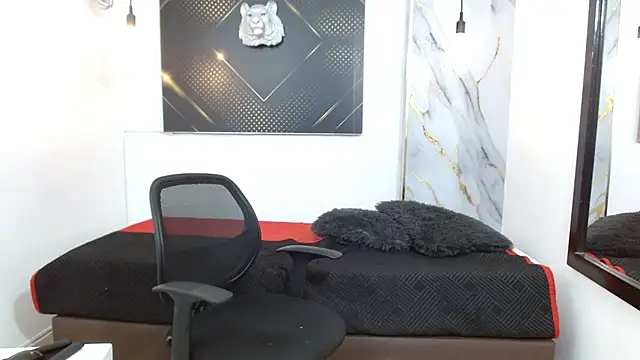 KingOfTemptation online show from April 6, 4:46 am