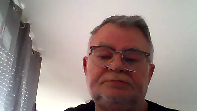 oura online show from April 10, 6:42 am