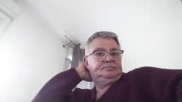 oura online show from April 21, 5:57 am