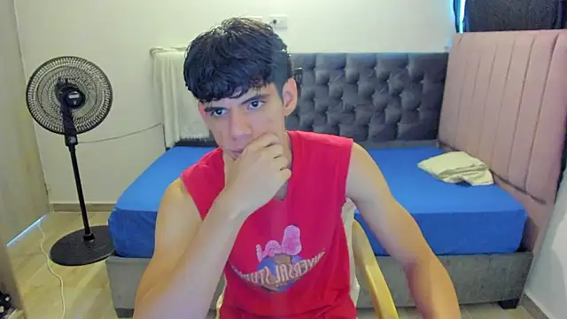 Josy 11 online show from March 21, 8:46 pm