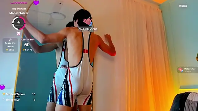 Cheys Mast online show from April 15, 7:58 pm