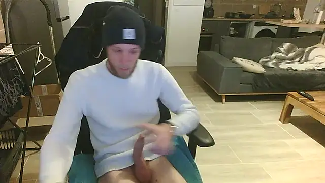 Shikaneko online show from December 4, 6:37 pm