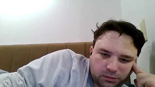 rainyxnightshade online show from April 10, 11:34 pm