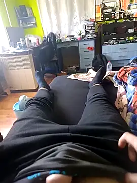 zsolt1910 online show from April 28, 3:06 pm