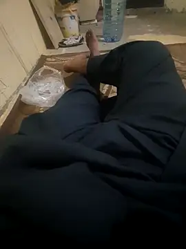 qwdtu online show from April 27, 11:10 pm