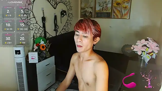 WildestTwink online show from October 17, 6:23 pm