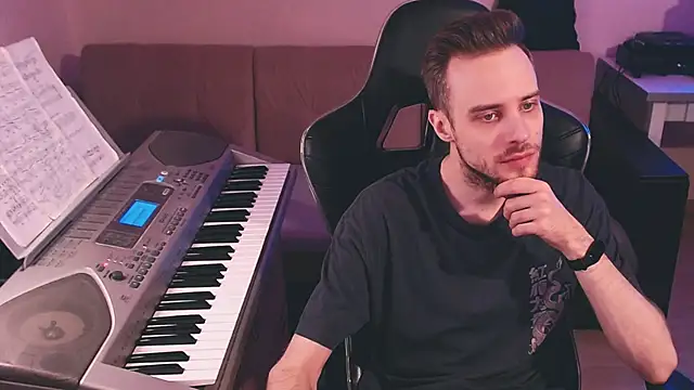 Sweetparker online show from October 27, 5:15 pm