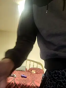 Snapshot of SkinnymanwithBbc chatting on November 2, 4:06 am SkinnymanwithBbc online show from November 2, 4:06 am