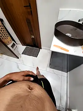 Crazyguy003 online show from March 8, 8:13 pm