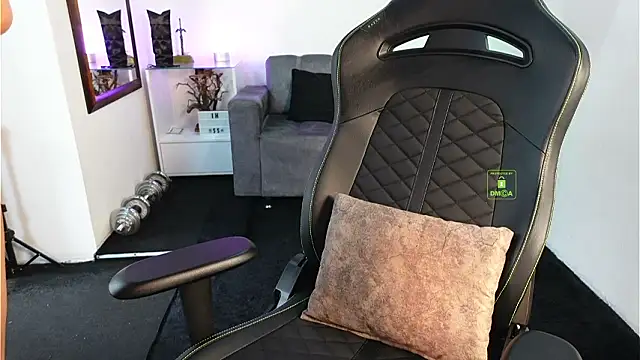 knimh online show from February 11, 5:40 pm