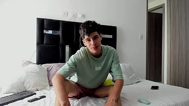 Dimitrixxx   online show from January 20, 2:25 pm