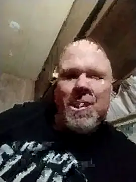 Reddog833 online show from February 14, 6:52 am