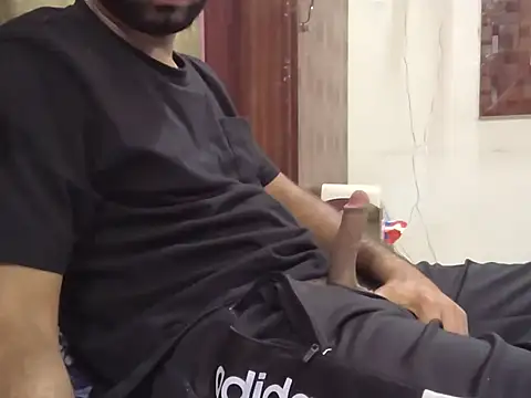 Snapshot of brownie_cake_cb chatting on October 17, 5:50 pm brownie cake cb online show from October 17, 5:50 pm