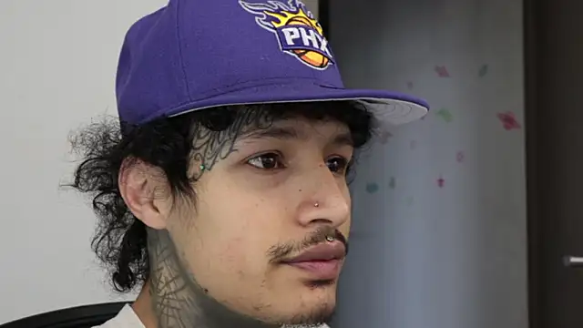 trieone online show from February 1, 10:08 pm