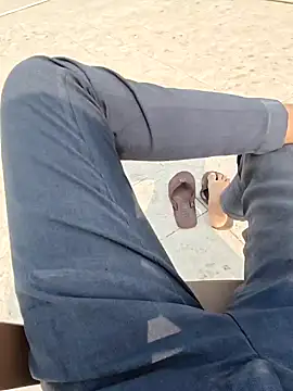 GUJJU GUJARATI online show from January 8, 7:35 am